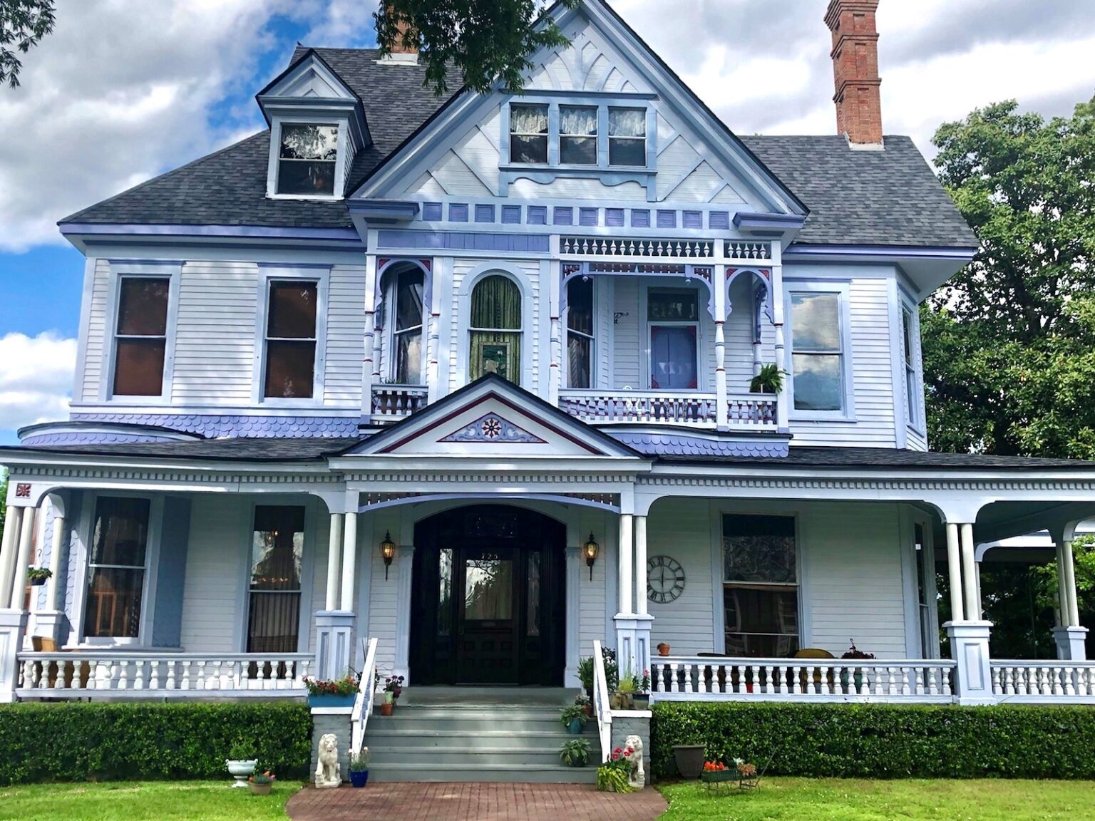 Lunch on the Lawn at Logan Mansion - DDA