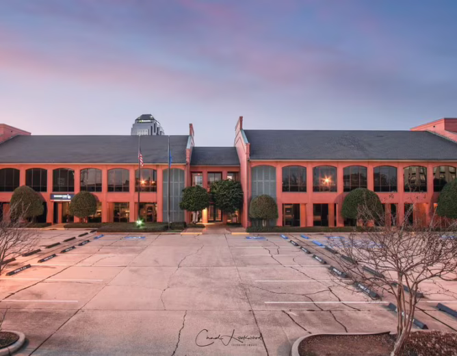 Find it downtown: 800 Spring Has What Your Business Needs for a Downtown Location