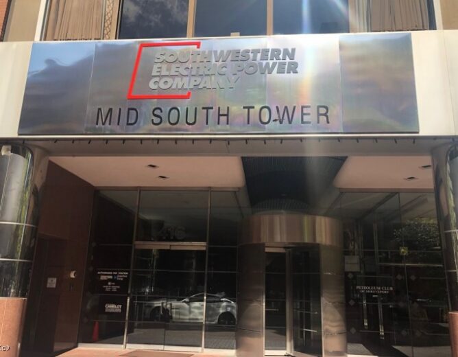Find it downtown: 416 Travis Place – Mid South Tower, One of Downtown’s Most Unique Office Towers