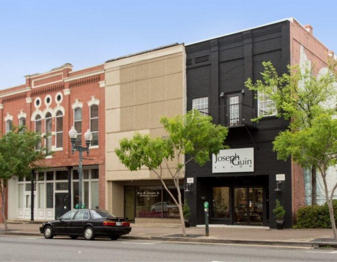 Find it downtown:  711 Texas Street – In the Heart of Downtown